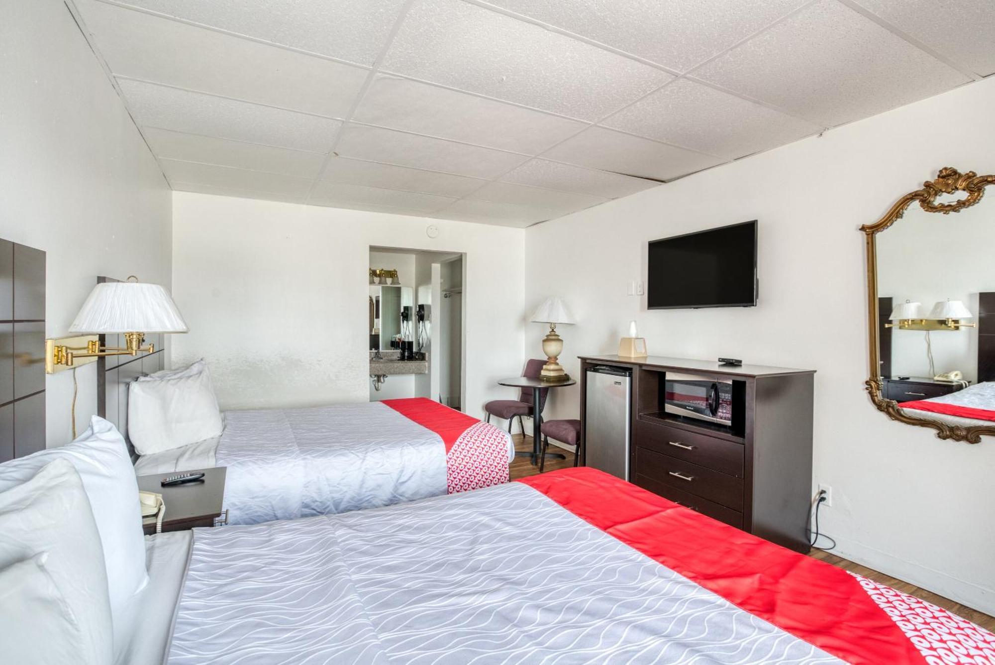 Oyo Hotel San Antonio Lackland Air Force Base West 외부 사진