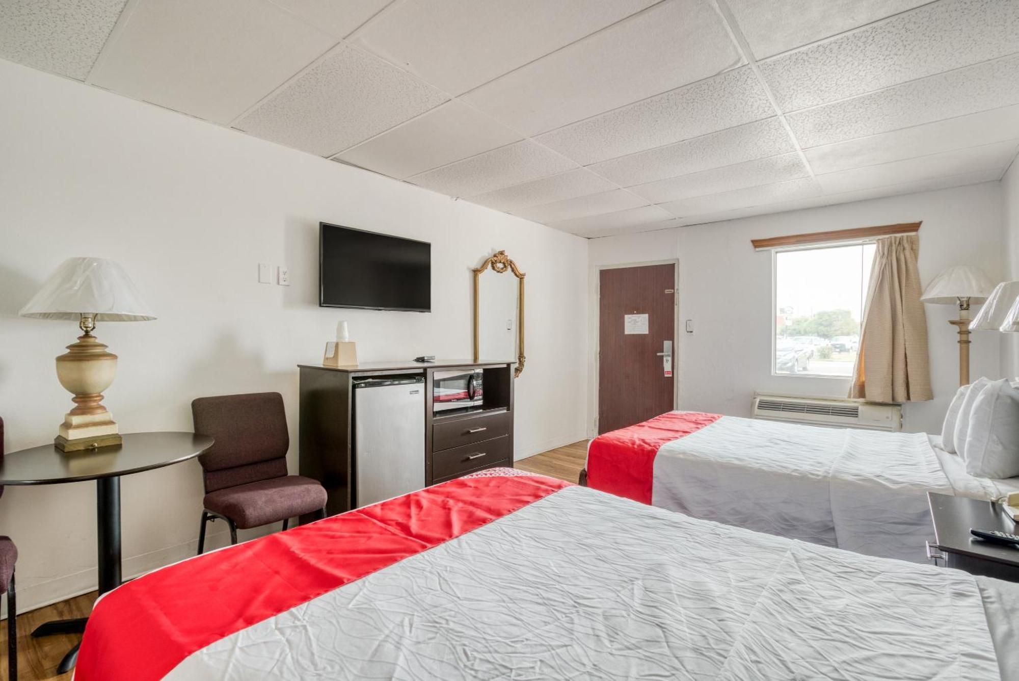Oyo Hotel San Antonio Lackland Air Force Base West 외부 사진
