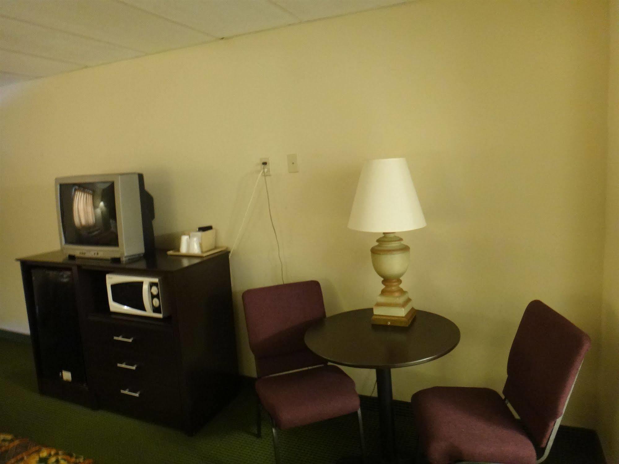 Oyo Hotel San Antonio Lackland Air Force Base West 외부 사진